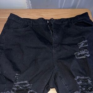 Black plus size ripped short